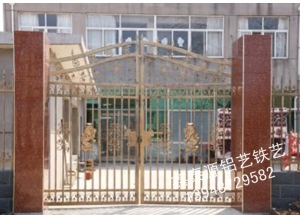 鐵藝大門(mén)廠家