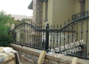 鐵藝大門(mén)尺寸